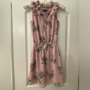 White House Black Market  Size 00 Ruffle Collar Floral Dress.